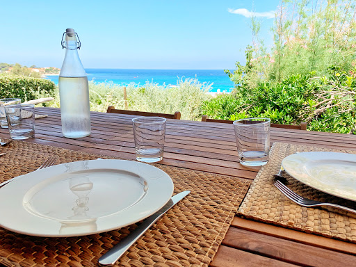 Photo de Belle maison à louer! Vos vacances face à la mer à Piazze 63