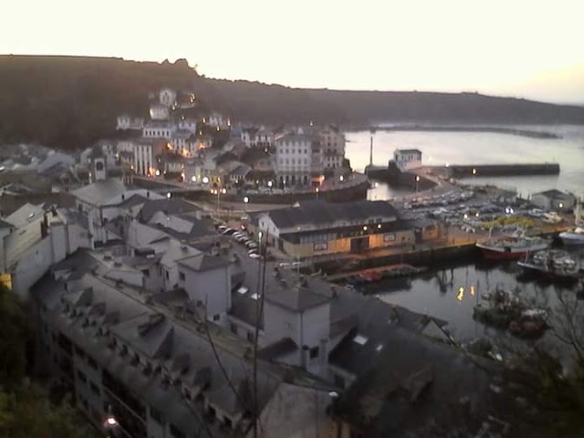 Ḷluarca