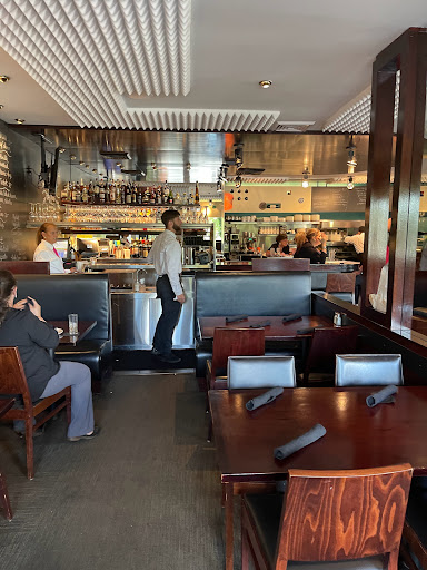 Beverly Hills Grill - Thumbnail