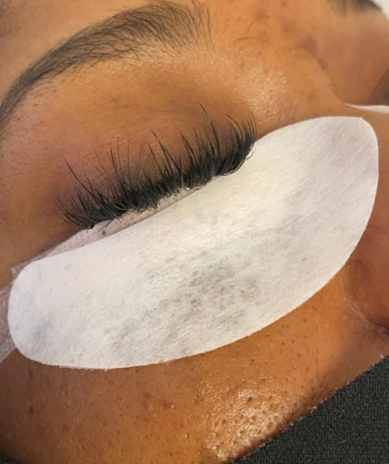 Addictive Lashes - Visual