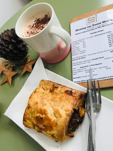 Henley-on-Toast cafe - Thumbnail