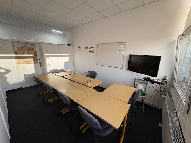 Stefana Batorego 39, 02-591 Warszawa