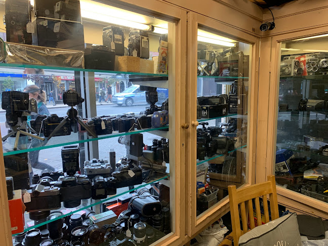 nicholascameras.com