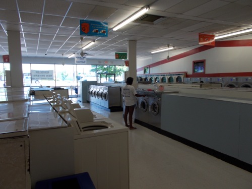 Winston-Salem Laundry Land Laundromat - Thumbnail