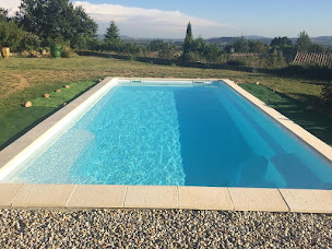 Photo n°2 de Techneaupole SARL à Saint-Étienne-des-Sorts (Magasin de matériel pour piscines)