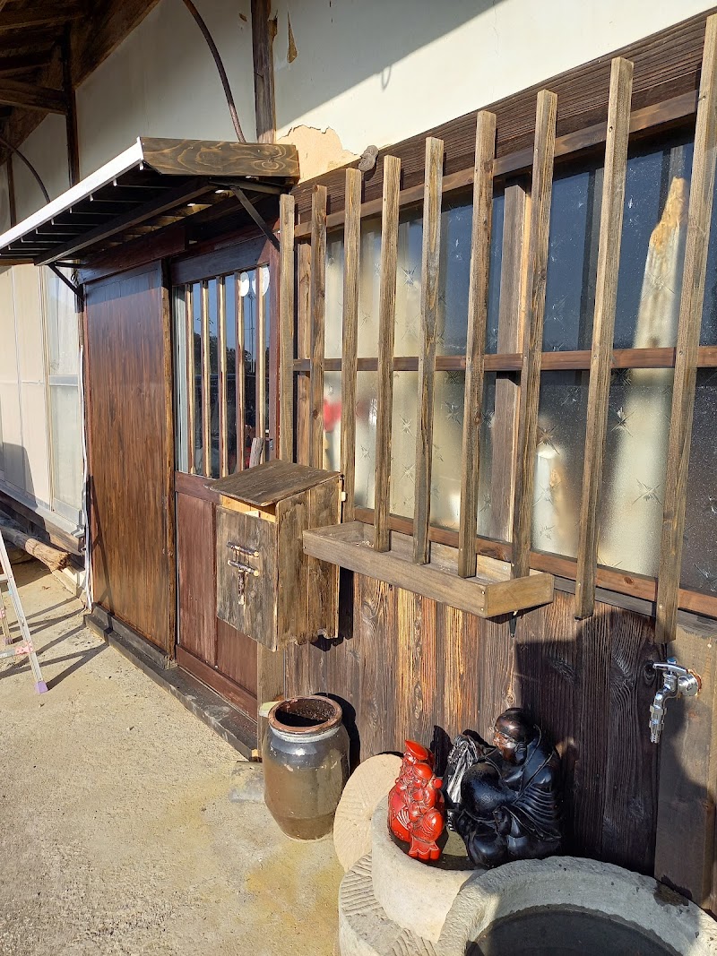 石鎚山修験道 岩峰山龍王庵