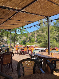 Photo n°26 de La guinguette du Vieux Moulin à Berrias-et-Casteljau (Restaurant)