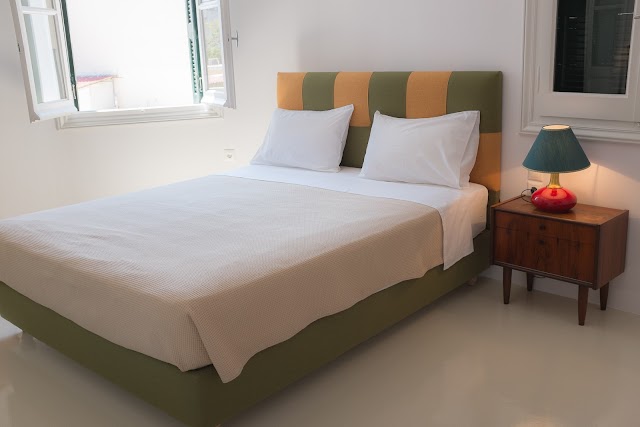 City Circus Athens Hostel