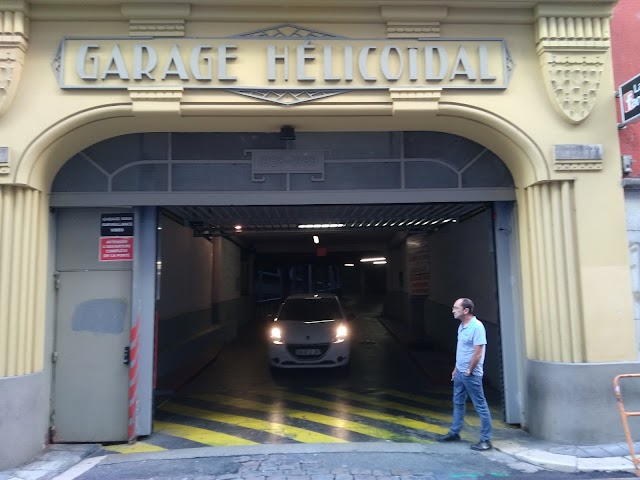 Garage hélicoidal