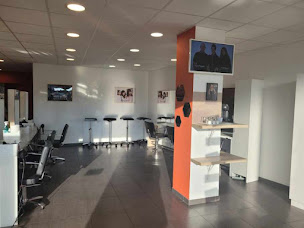 Photo n°3 de LOX Coiffure à Montluçon (Salon de coiffure)