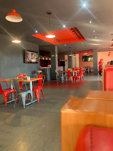 Hits Kitchen - Visual