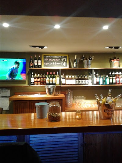 bar