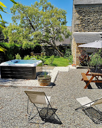 Photo n°13 de Le Domaine de Coat Rogan, 4 Gîtes, 4 Chambres d'hôtes et ses tables d'hôtes. à La Roche-Jaudy (Gîte)