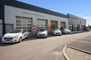 Photo n°15 de Peugeot Garage du Moulin à Calais (Atelier de carrosserie automobile)