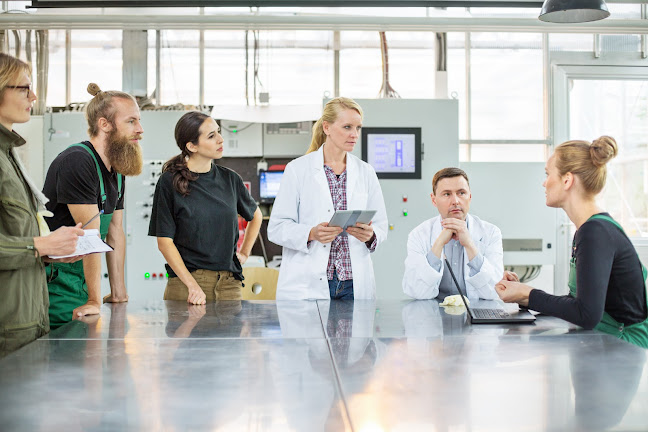 Comentarii opinii despre Allianz Assurance SALON DE PROVENCE - Marina GARIN DUBOUT