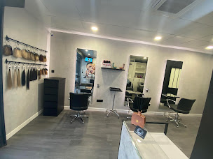 Photo n°19 de Sarah extensions de cheveux / Lissage à Nice (Fournisseur d'extensions de cheveux)