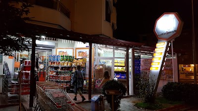 Photos of 6N Market