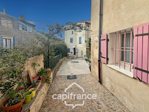 Photo n°43 de Anna Pons - Capifrance - Conseillère immobilier à Hyères à Hyères (Consultant immobilier)