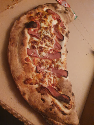 Photo 2 - Pizza Verone food truck pizza