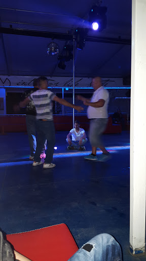 Disco Oriente - Visual
