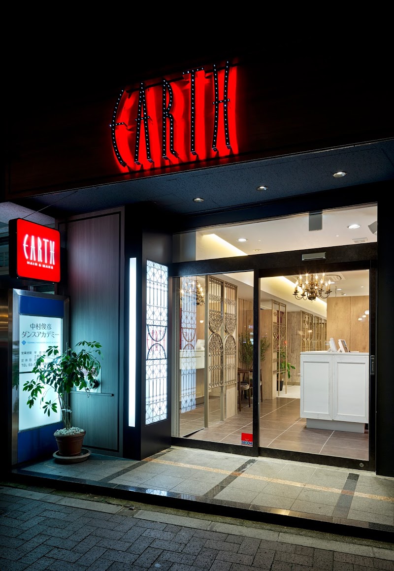 EARTH 四ツ谷店