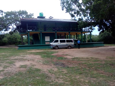 Photos of Ondaatje bungalow