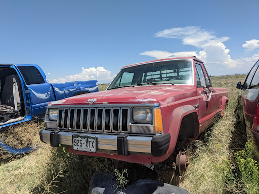 Ernest Auto Wrecking & Truck - Thumbnail