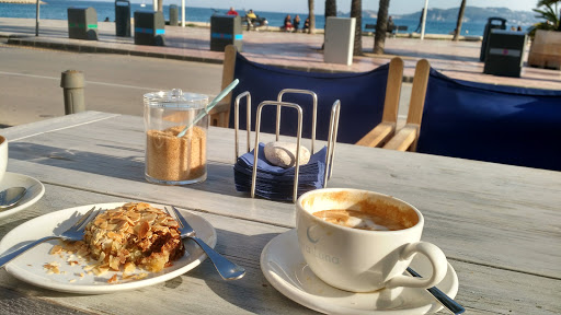 Café Mira Luna - Thumbnail