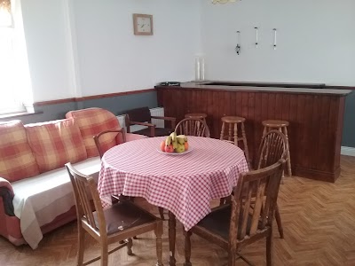 Photos of Muiris Dans Bar & Accommodation