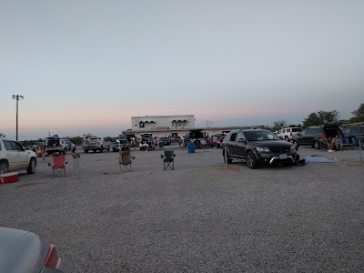 B&B Theatres Twin Drive-In