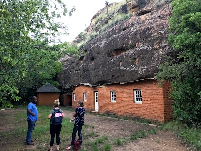 Photos of Masitise Cave House and Museum