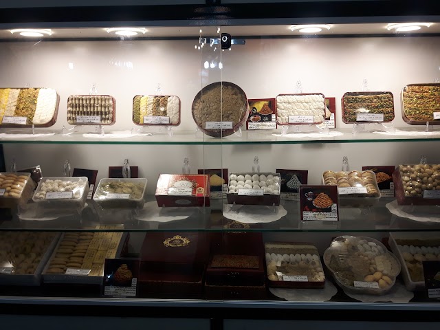 Haj Khalifeh Ali Rahbar & Shoraka