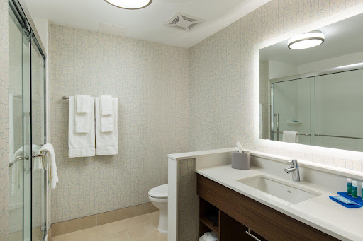 Holiday Inn Express Visalia - Sequoia Gateway Area, an IHG Hotel Gallery - United States