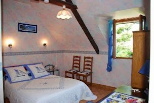 Photo n°1 de La Fontaine Menard à Yffiniac (Ferme porcine)