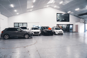 Photo n°17 de Via Automobile LILLE à Villeneuve-d'Ascq (Vendeur de voitures d'occasion)