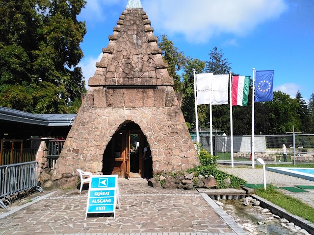 Thermes troglodytiques de Miskolctapolca