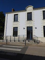 Photo n°3 de Mairie annexe de Divatte-sur-Loire à Divatte-sur-Loire (Hôtel de ville)