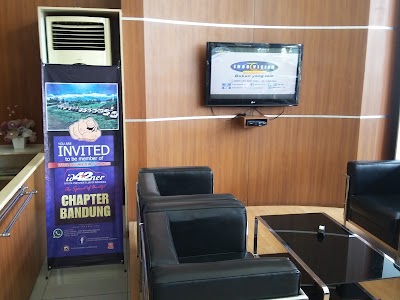 Photos of Wijaya Toyota I (Wijaya Motor Lestari. PT)
