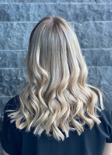 Mari‘s Haarglück - Thumbnail