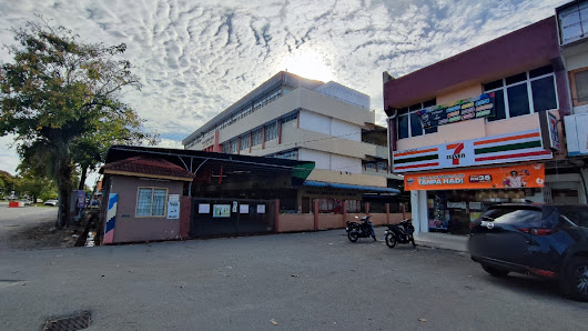 SQ PRINTING (KEDAI PERCETAKKAN STIKER TERMURAH) 23 B TKT ATAS, BATU 2, Jln Langgar, Kompleks Alor Malai, 05200 Alor Setar, Kedah, Malaysia