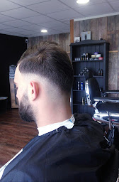 Photo n°3 de Coiffeur barbier A.BEKK à Floirac (Salon de coiffure)