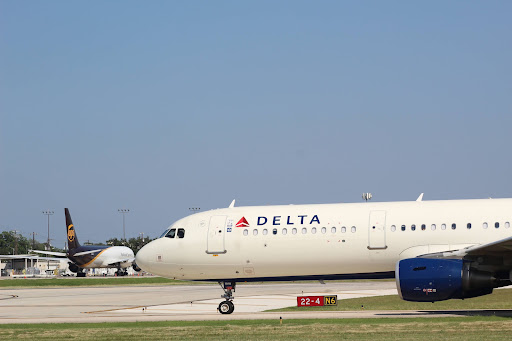 Go Metro Taxi & Limo - Detroit Airport Cars & Executive Ride Service - Thumbnail