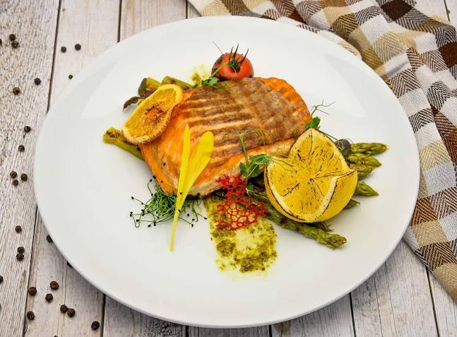 Opinii despre Royal Park Grill & Wine în София - Ресторант