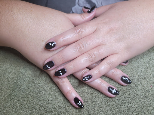 Marmora Spa and Nails Logo