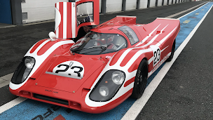 Photo n°7 de Racing Legend Car à Épernon (Concessionnaire de voitures de course)