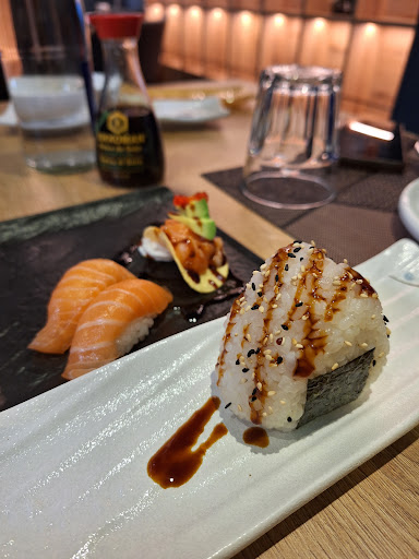 Sushi Mo - Visual