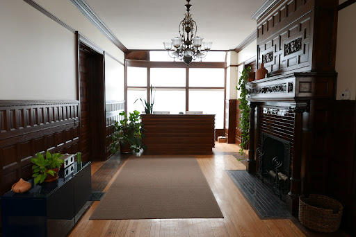 Roots Recovery – Milwaukee Sober Living House