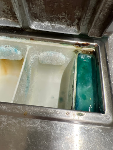 Coin laundry plaza - Thumbnail