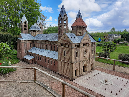 Minikosmos - Thumbnail