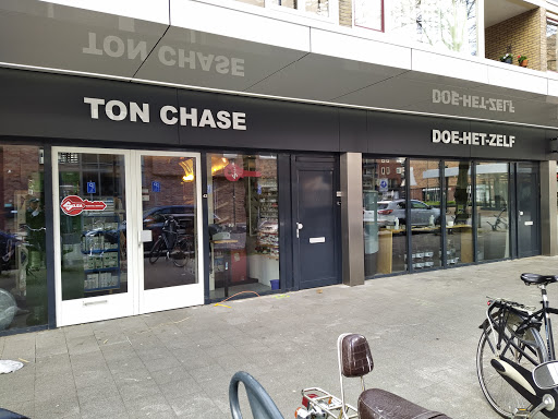 Ton Chase - Thumbnail